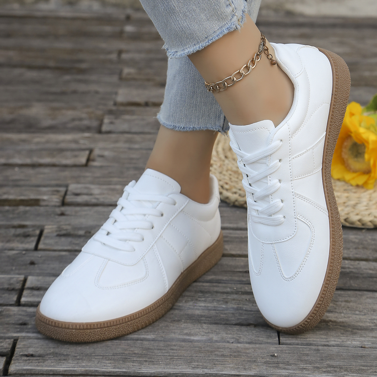Ladies' casual white sports sh - đánh giá và giá Sewing Cloth